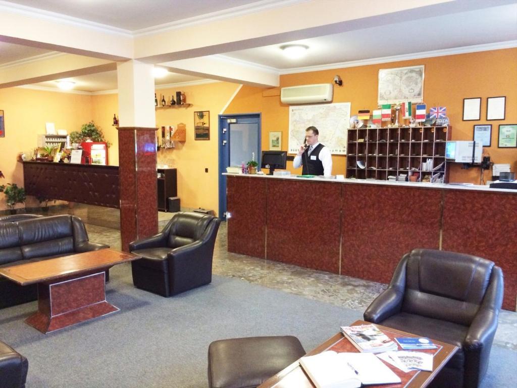 Hotel Uno Κεσκεμέτ Εξωτερικό φωτογραφία